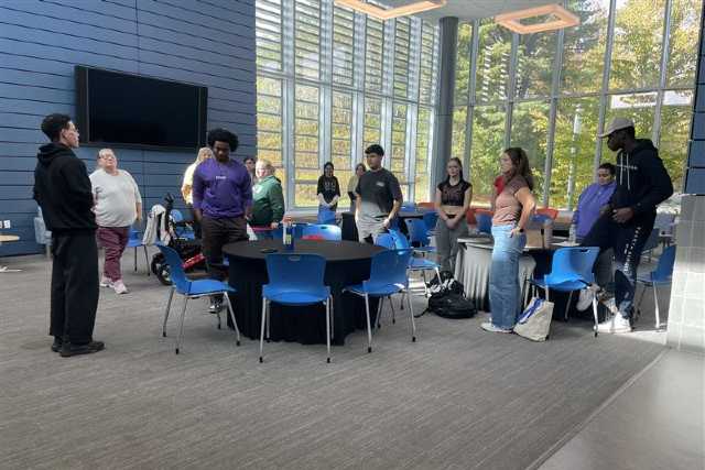 BCC Latino Heritage Club members in a meeting